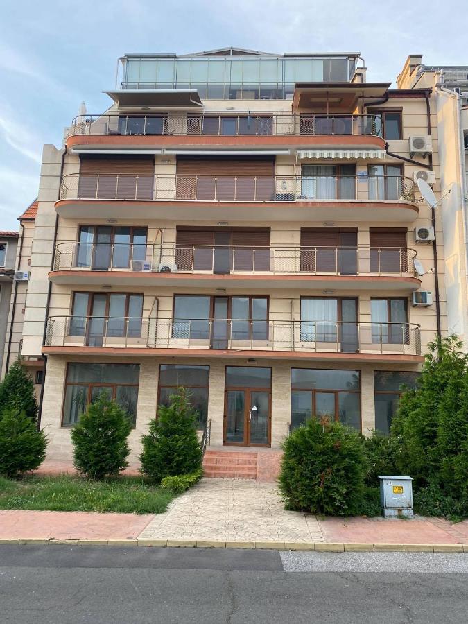 Apartment Nadejda Pomorie Buitenkant foto